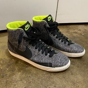 Nike Blazer Mid Top Sneakers